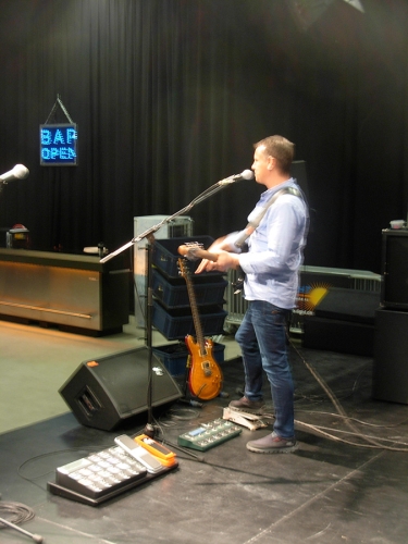 Top of Cover 4.3.2016 - 04.jpg