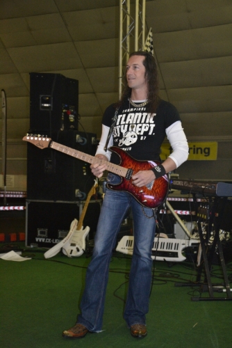 7tcover_November2018 - 07.jpg