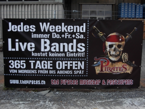Pirates(SG)2010 - 04.jpg